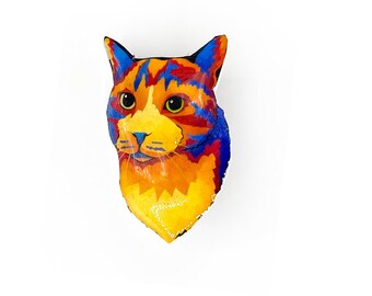 Cat Face Rainbow Pin