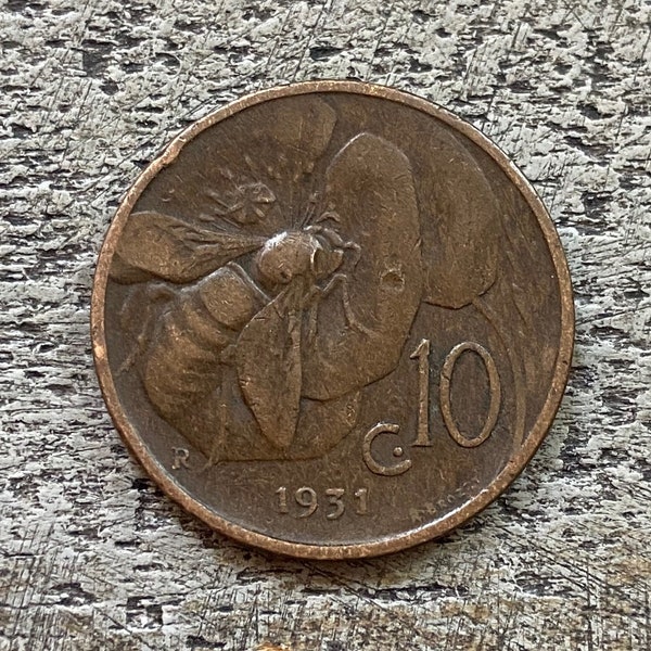 Bee on Flower/ 1930 Italian Ten Centesimi Coin