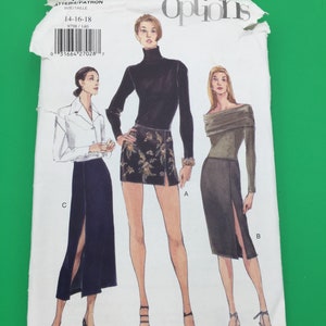 9798 Vintage 1998 Vogue Easy Options Sewing Pattern  Misses/Misses Petite Skirt  Sz 14,16,18  Uncut with Instructions