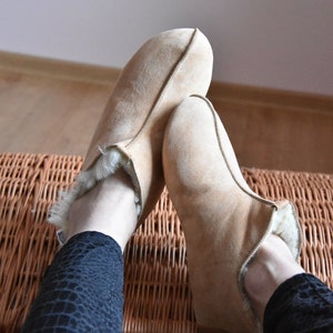 Leather slippers, Womens slippers, Sheepskin Boots, Warm, Comfy, Sheepskin slippers, House slippers,, Black Friday  Christmas Gift