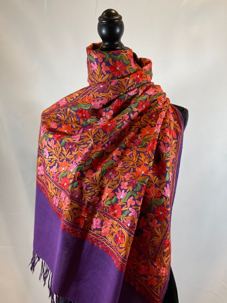 Kashmiri Aari Embroidered 100/% Pure Wool Pashmina Shawl and Wrap