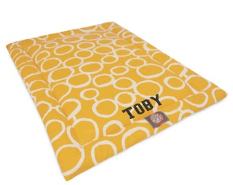 Personalized Dog Crate Mat – Custom Size, Embroidered Name, Washable Dog Bed, Custom Pet Bed for Crates & Kennels