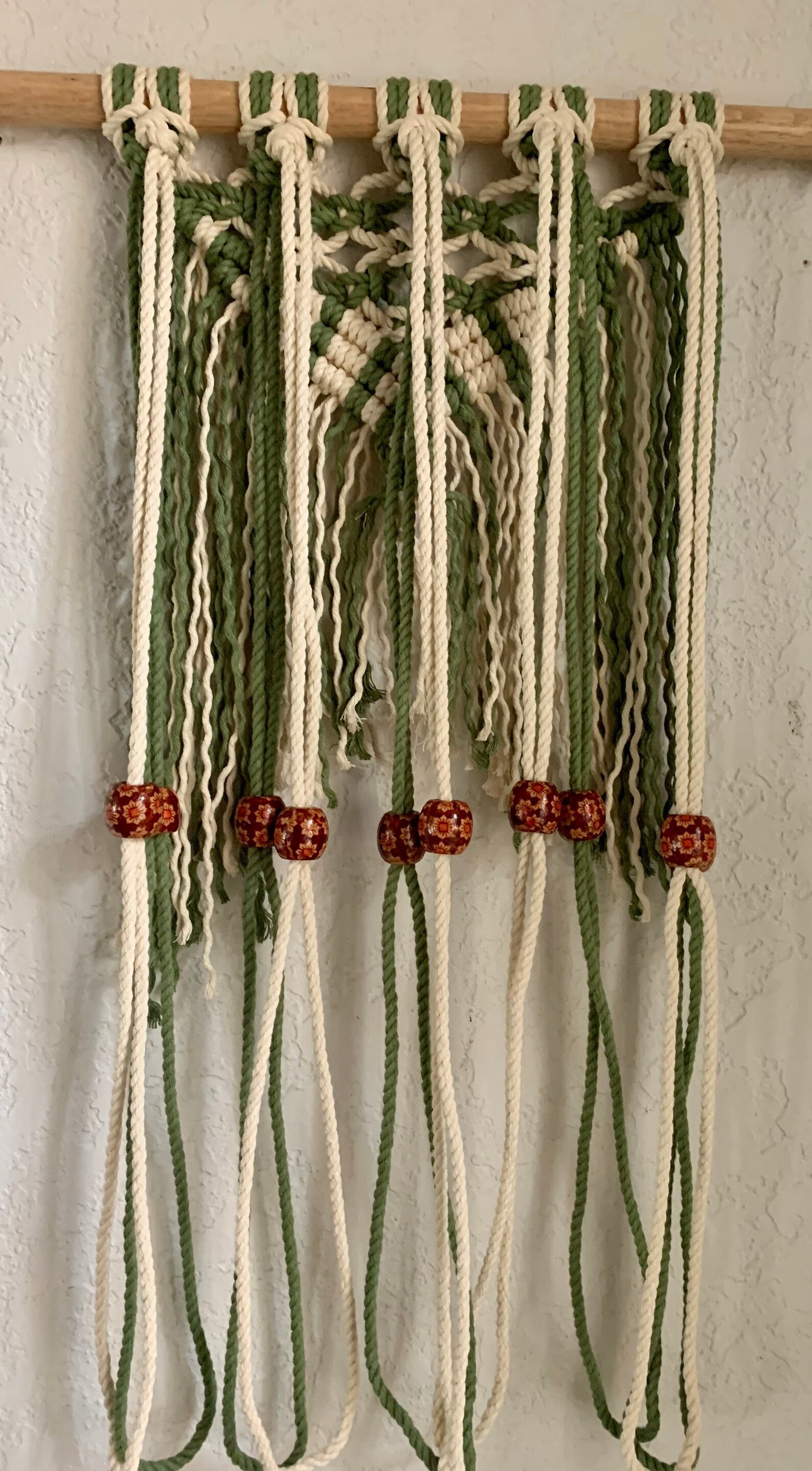 Macramé book shelf / hanging book shelf / book holder / Etsy