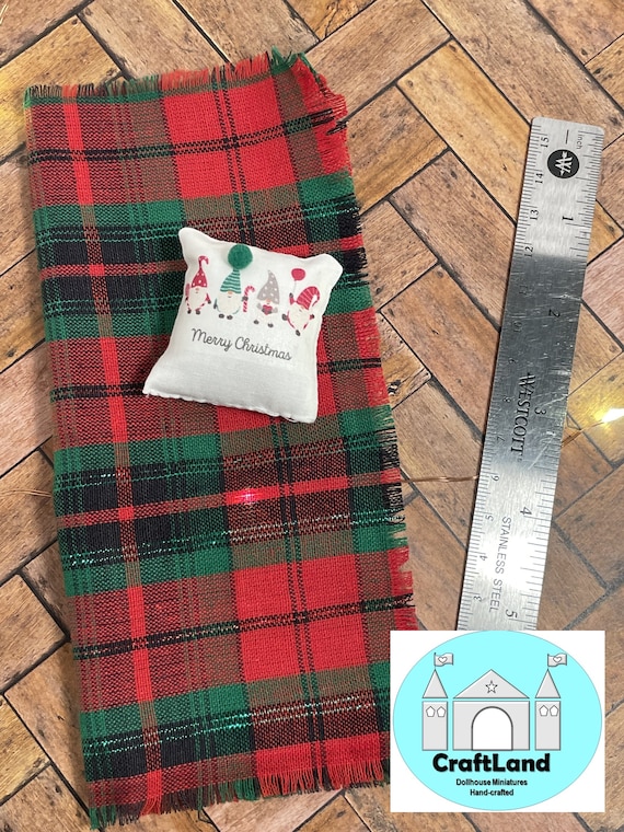 11 Pièces Accessoires Miniatures Salle De Bain Pour Maison De Poupée 1/12 - Sèche-cheveux, Miroir, Peignes, Parfums - Décoration