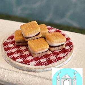 Miniature Dollhouse S&#39;mores, Scale 1:12