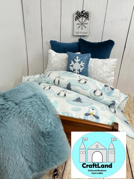 Miniature Dollhouse Bedding Set, Christmas, Penguins, Scale 1:12
