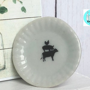 Miniature dollhouse, Farmhouse dinner plate, Scale 1:12