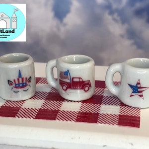 Miniature Dollhouse, Independence Mugs, 4th of July, Scale 1:12