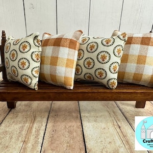 Miniature Dollhouse Pillows, Thanksgiving, Scale 1:12