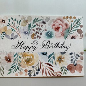 ハッピーバースデー - 水彩画の花のアートプリント/手書きのカリグラフィー付きの花/グリーティングカード/部屋の装飾/デジタルダウンロード