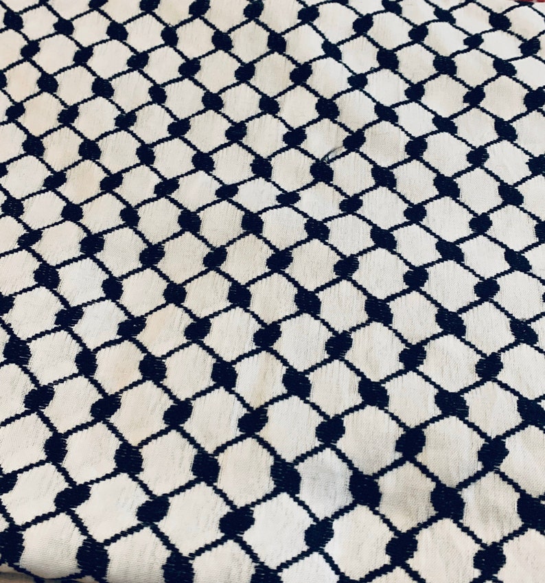 Fabric, not a finished keffiyeh.