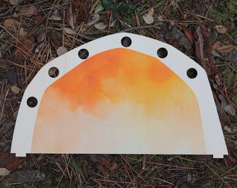 Back panel for seasonal table, changing season