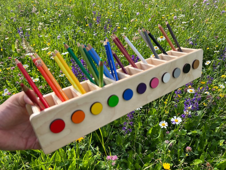 Stifteheld Rainbow, porte-stylo Montesorri pour enfants, cadeau pour les enfants de la maternelle, organisateur de bureau pour enfants image 6