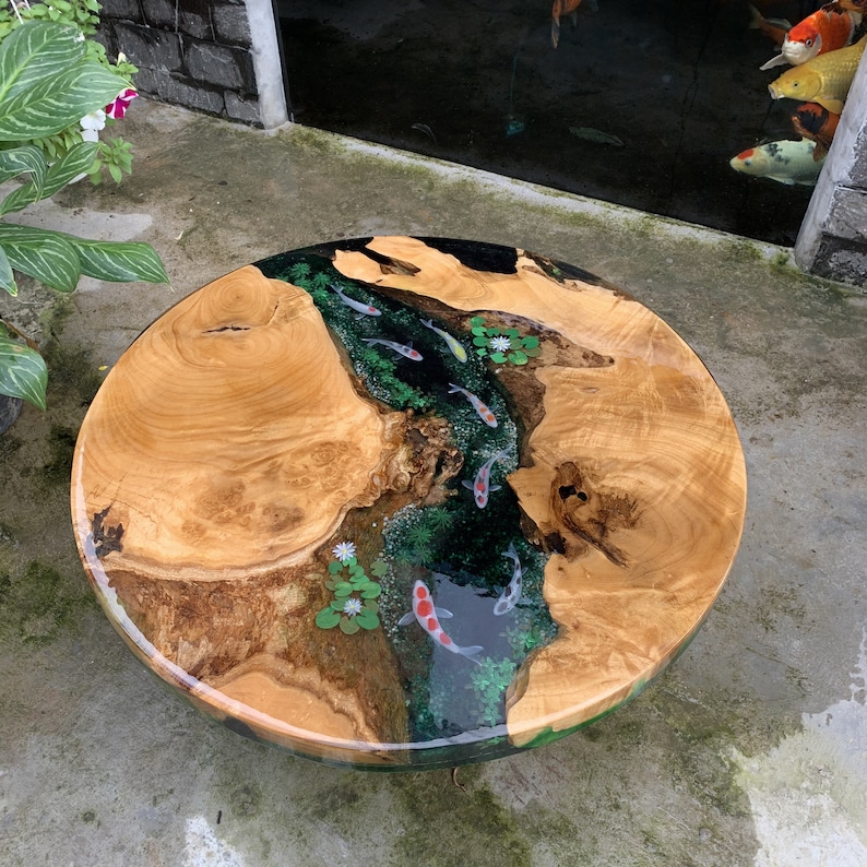 Epoxy Resin table with free legs for outdoor