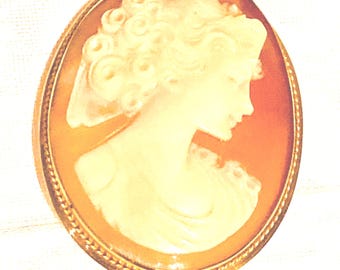 18k Antique Gold Carved Shell Cameo Pendant and Convertible Brooch