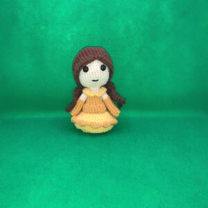 Belle Finger Puppet