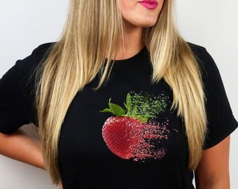Strawberry Shirt, Strawberry Graphic Tee for Women, Strawberries T-Shirt, Women's Strawberry TShirt, Fruit Shirt for Her, Foodie Shirts
