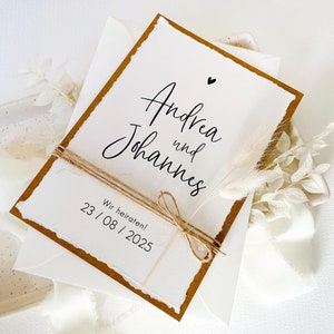 Einladung Hochzeit / Hochzeitseinladung / Kraftpapier / Trockenblumen / Lagarus weiß / modern minimalistisch / personalisiert