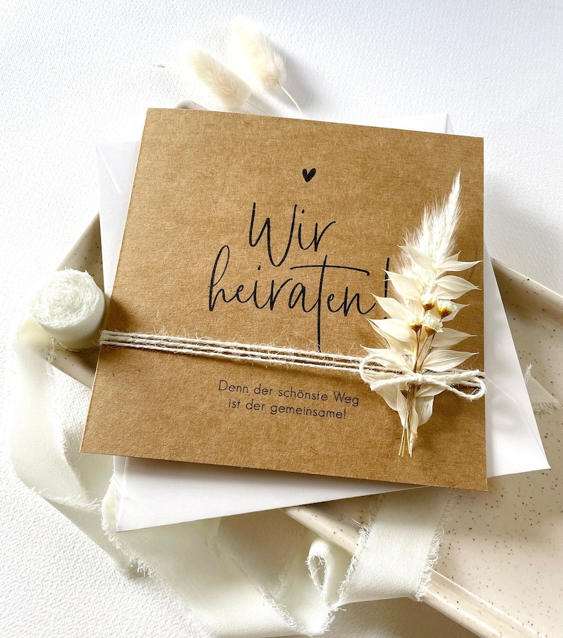 Einladung Hochzeit / Kraftpapier / Trockenblumen Bild 1