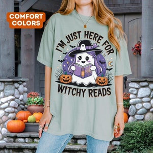 Witchy Reads T-Shirt, Funny Quote, Halloween Cartoon Ghost, Book Lover Gift, Literature Teacher Shirt