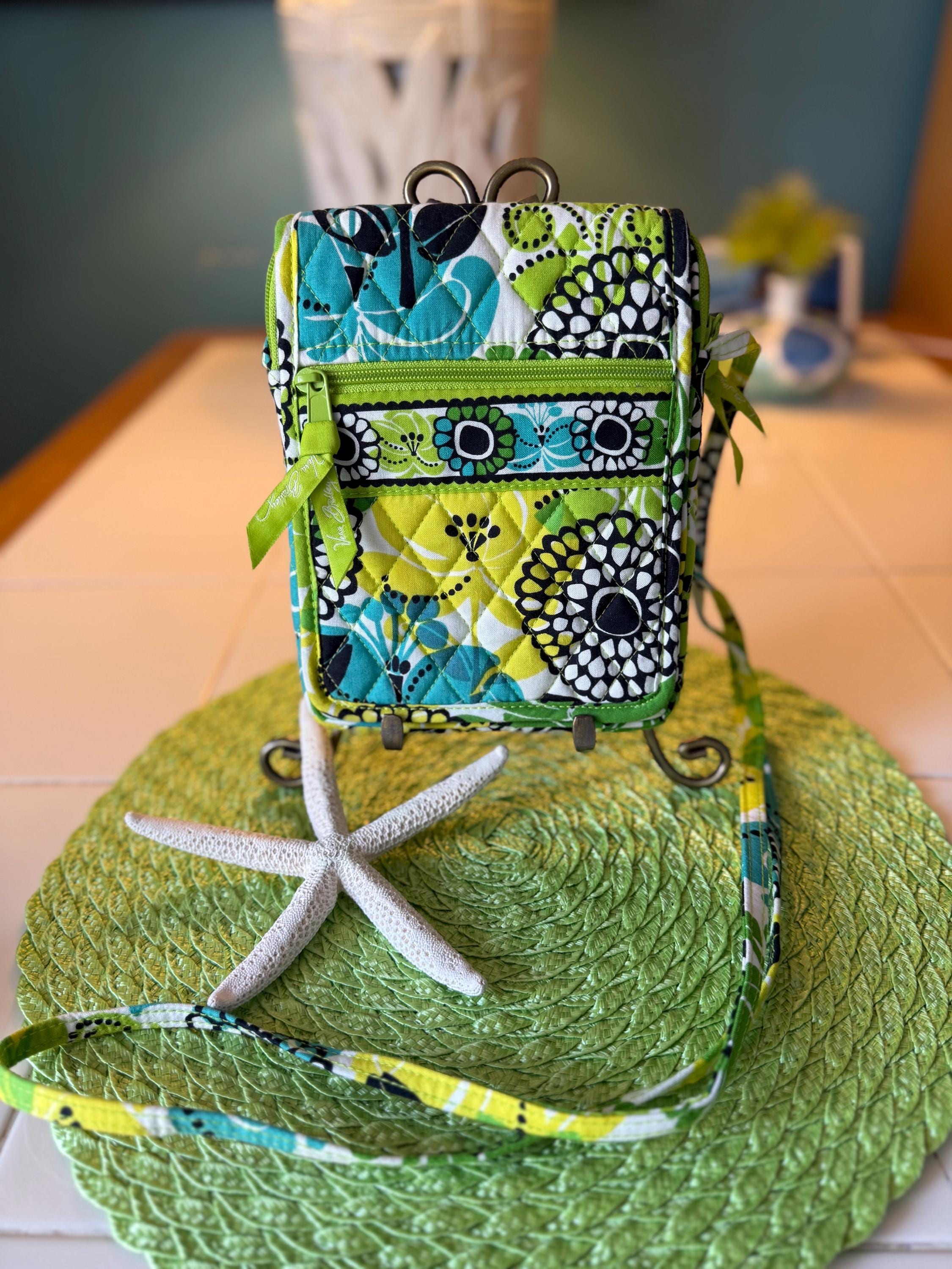 Bundle!! VERA BRADLEY (bundle) in Lime’s Up Vera Bradley Zip ID Case And Lanyard In Limes | Mercari main image 3