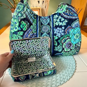 Vera Bradley Rhythm & Blues Quilted
Backpack Bag Blue & Green Floral Paisley Vera Bradley Rhythm and Blue - Etsy main image 4