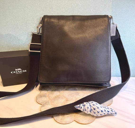 バッグ OLD COACH leather flap messager bag COACH Black Leather Messenger Bag: Vintage Legacy Metro Flap #9431