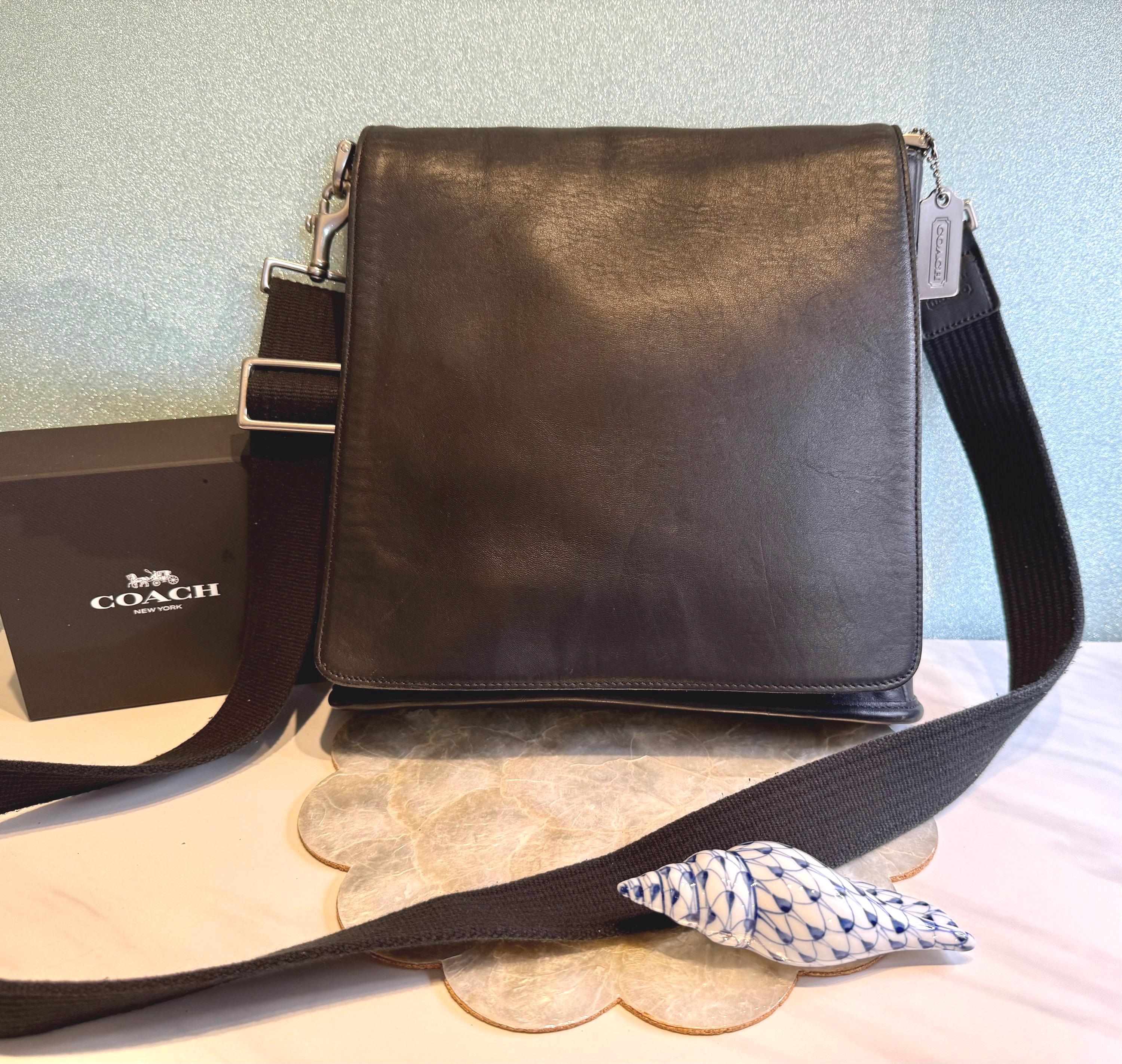 バッグ OLD COACH leather flap messager bag COACH Black Leather Messenger Bag: Vintage Legacy Metro Flap #9431