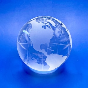 Oleg Cassini designer "World Globe" Signed, Clear Crystal Paperweight 3" Diameter pristine, detailed etched continents, mesmerizing FREESHIP