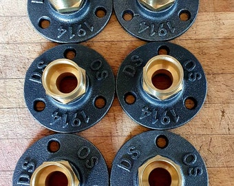 Malleable Iron Flanges With 22 mm Brass Couplings X 6 (Free P&P)