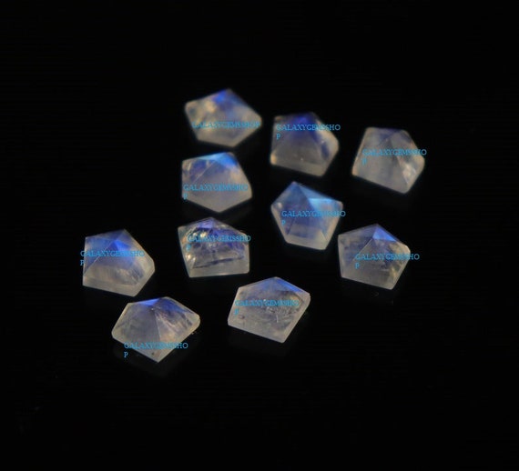 AAA品質 ホワイトレインボームーンストーン 10 x 8 mm 五角形 10個