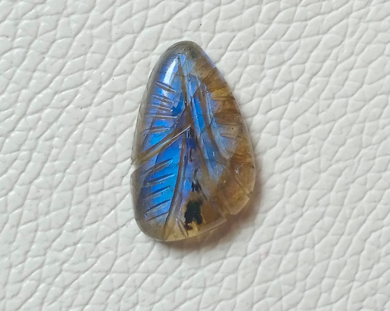 Top Designer Labradorite Cab Carving jewelry Making Mix Shape Natural Labradorite Gemstone AAA Quality Super Flashy Labradorite Carved
