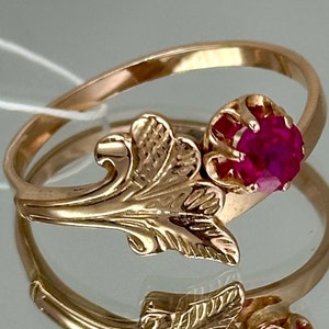 Vintage 14K 583 Rose Gold Ruby Ring: Floral Design, Size 9.5