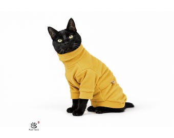 Microfleece Cat Sweater with Turtleneck – Soft, Warm Adventure Cat Clothes