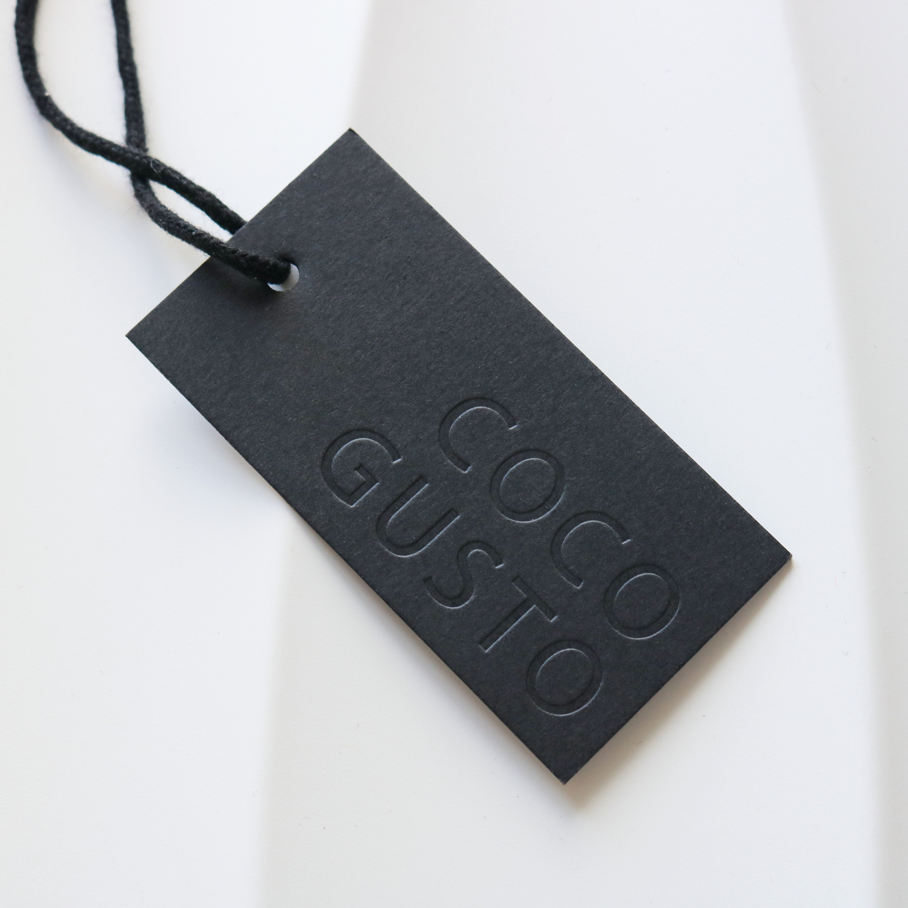 Custom Black Hang Tags 1000pcs, Embossed Hang Tags, Simple Swing  display picture 1