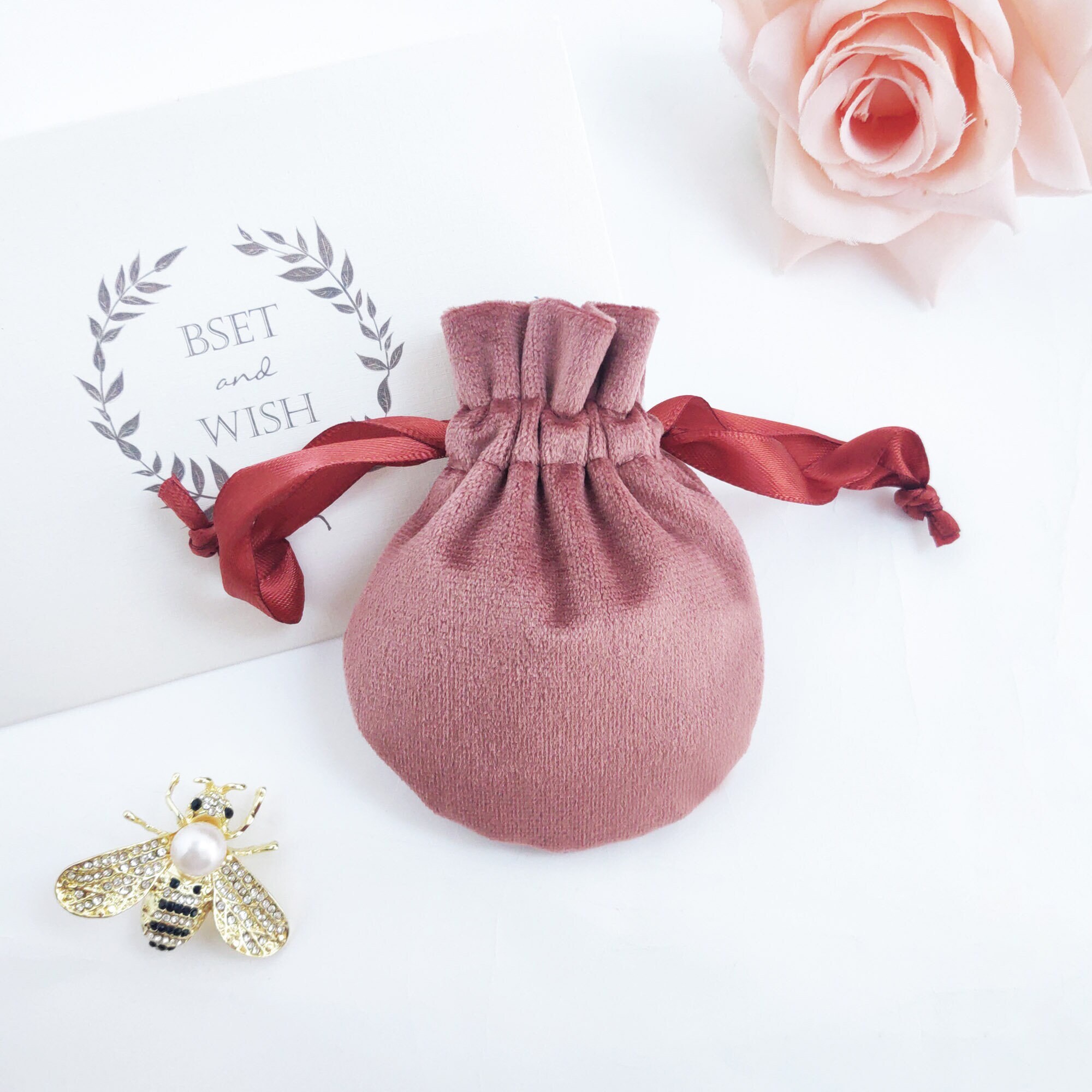 velvet jewelry pouches wholesale