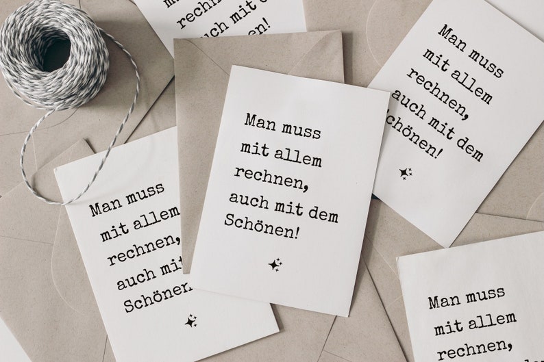 Man muss mit allen rechnen, auch mit dem SchönenKarte für die Motivation Minimalistische Postkarte Bild 3