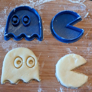 Pacman and Ghost Cookie Cutters