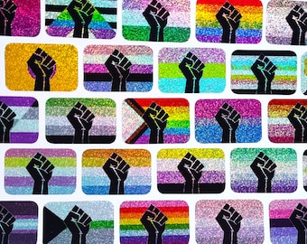 Glittersticker van 1 x 1,5 inch - LGBTQ+ holografische handgemaakte vinylstickers met verhoogde vuist Pride-vlag