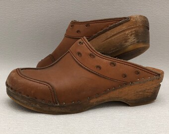 1970s wooden clogs