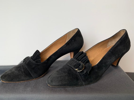 Vintage Perry Ellis Pump