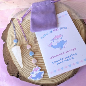 Kristalkwarts slinger, dolfijnkristal waarzeggerij slinger, zeshoekige kristallen wichelroedeloper, zeehekserij cadeau, babyheksenaltaar tool