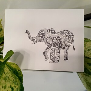 Ensemble de 5 cartes d’impression animale - conception de mandala, comportant le chien, la girafe, l’éléphant, la tortue et la méduse