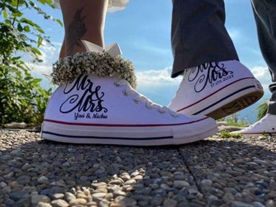Spuug uit Manoeuvreren Plaatsen Mr&mrs Converse Chucks or Canvas Sneakers in White With Chic - Etsy