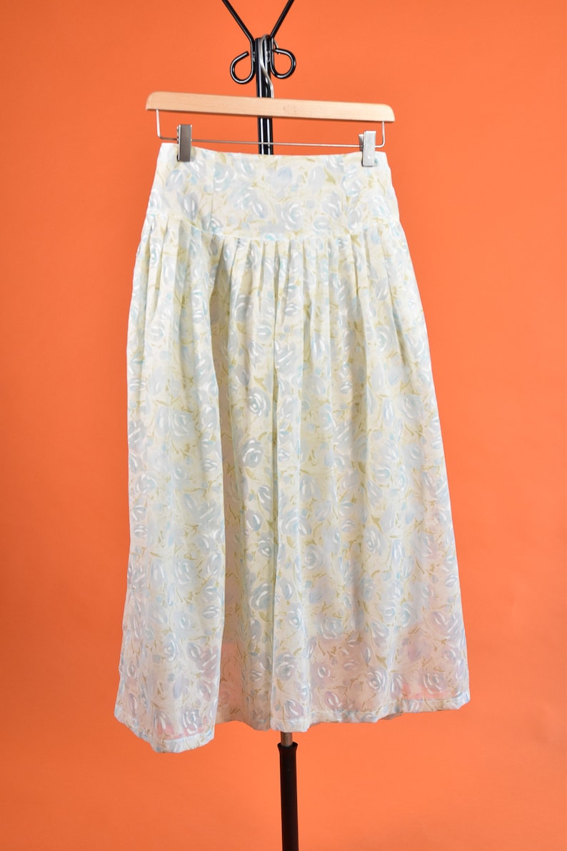 Blue /& Cream Floral Two Piece Set 1980s does 1940s