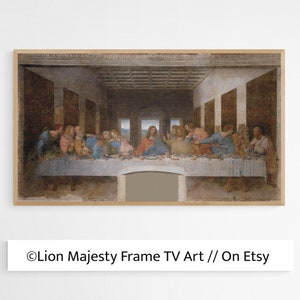 Puede incluir: Una pintura enmarcada de La Última Cena de Leonardo da Vinci. La pintura representa a Jesucristo y sus doce discípulos reunidos alrededor de una mesa para una comida. La pintura se desarrolla en una habitación con un techo abovedado y una ventana en la pared del fondo.
