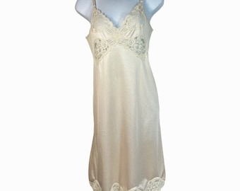 Vintage Vanity Fair 70's Sissy 32 Nylon Full Slip Dress Lingerie Pizzo Beige 30L