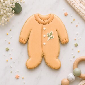 Baby Sleeper Cookie Cutter, Footed Pajamas, Newborn Cookie Cutter, Baby Shower Favor – FAST SHIPPING!