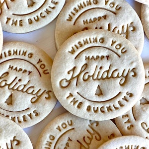 Personalized HAPPY HOLIDAYS Cookie Cutter for Christmas, Stamp with Family Name, Perfect Christmas Gift