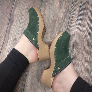 Swedish Clogs  - BONDA green - Sandals Moccasins Wooden Women clogs Leather Clog Womens clogs Boots Womens Wood brown